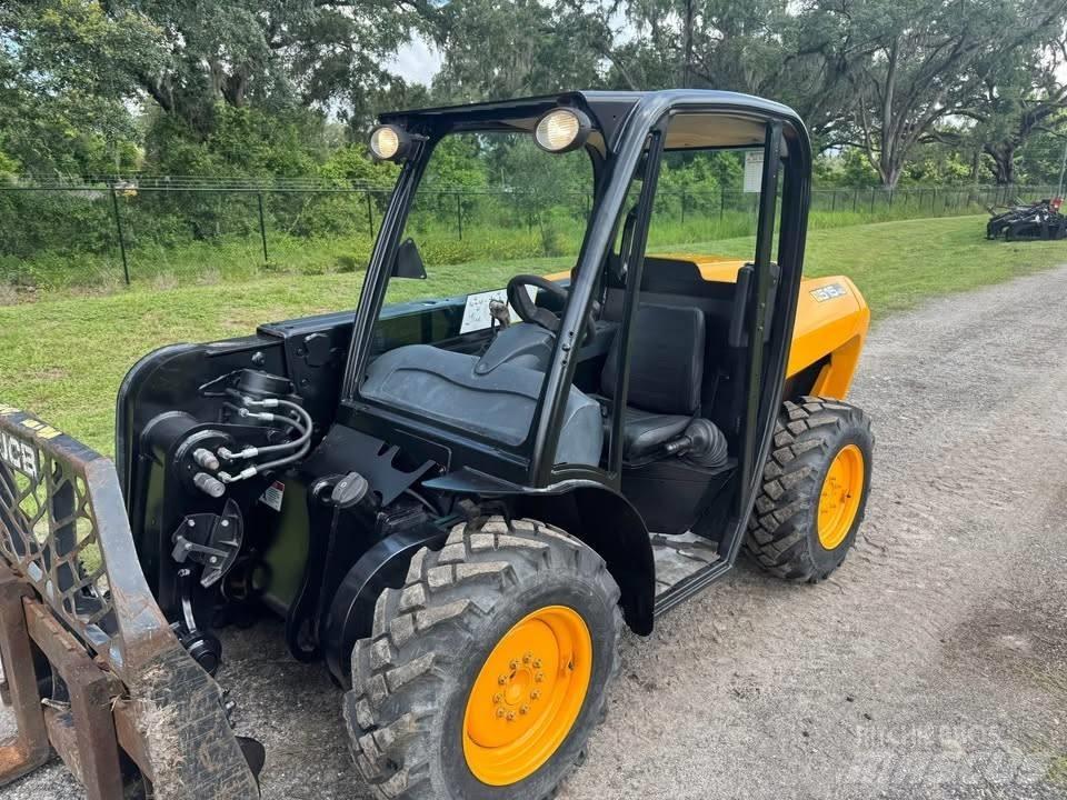 JCB 515-40 テレスコーピックハンドラー