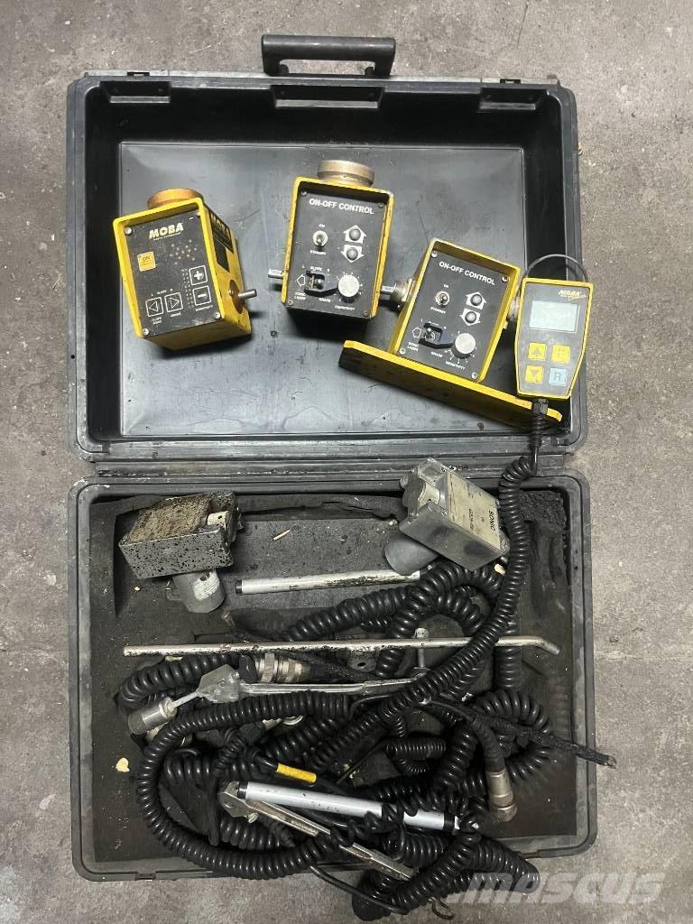 ABG Titan 455 アスファルトフィニッシャ