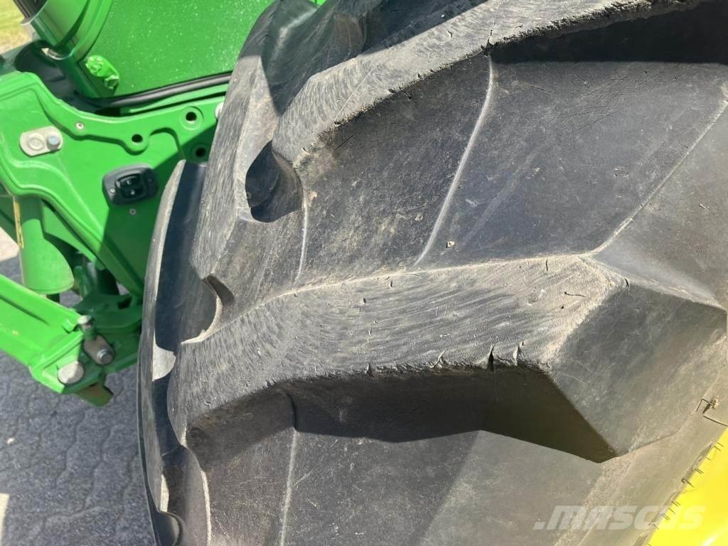John Deere 6175R トラクター