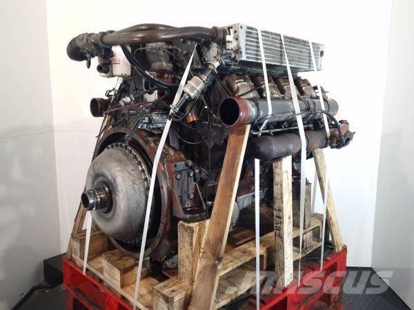Deutz F8L413F エンジン