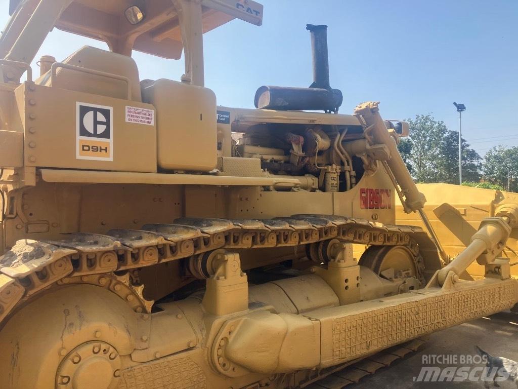 CAT D 9 H ブルドーザー