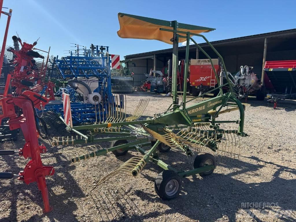 Krone SWADRO 420 ウィンドローア/レーキ