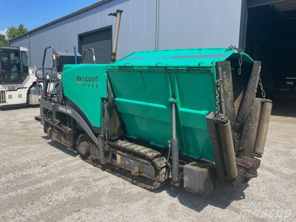 Vögele Super 800 アスファルトフィニッシャ