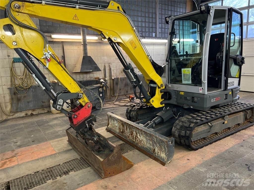 Wacker Neuson EZ50 大型油圧ショベル12t以上（パワーショベル・ユンボ）