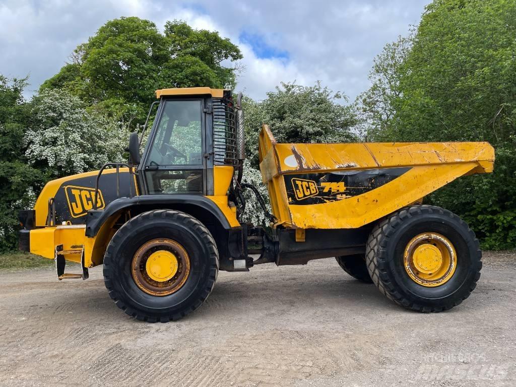 JCB 714 アーティキュレート式ダンプトラック