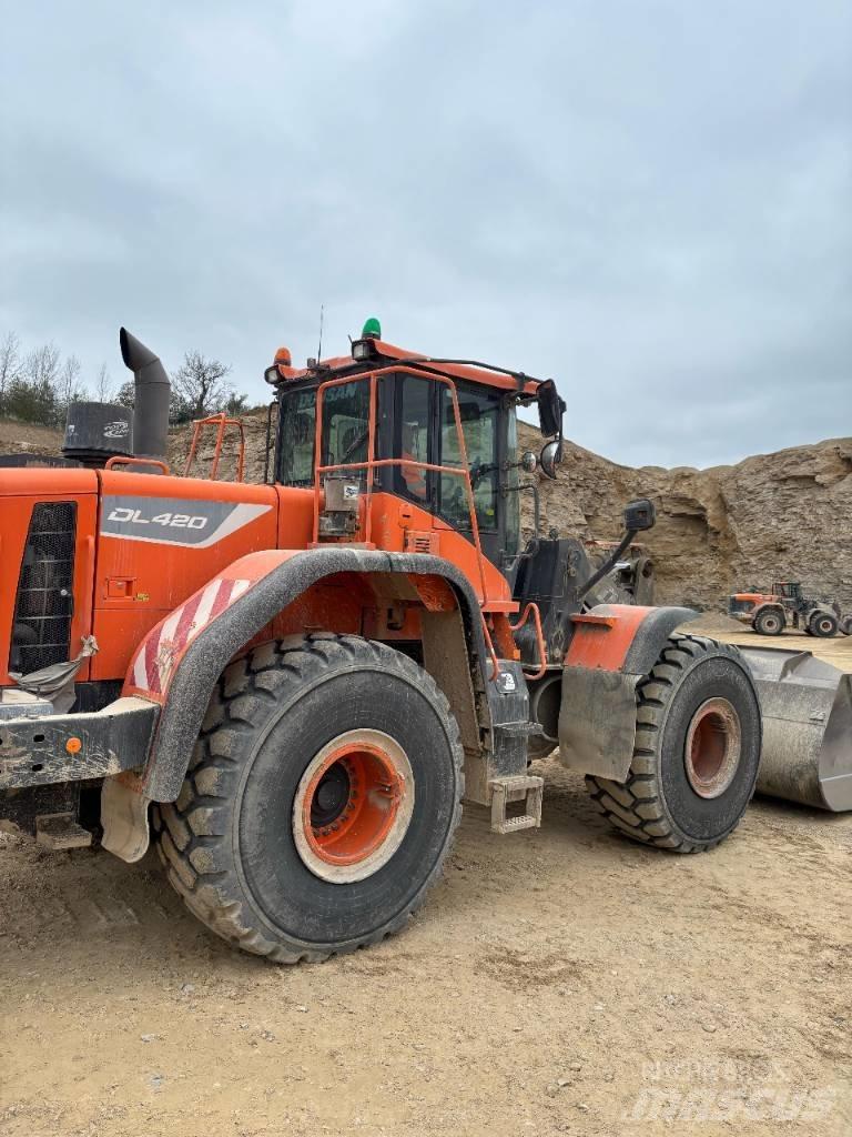 Doosan DL 420-5 ホイールローダー・タイヤショベル