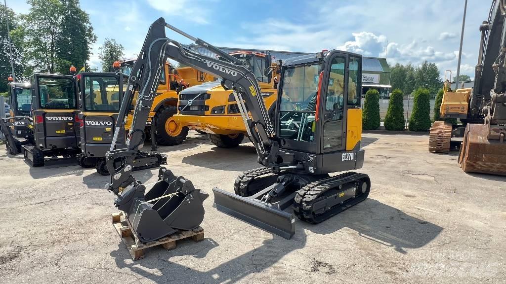 Volvo EC 27 D ミニ油圧ショベル 7t以下（ミニユンボ・ミニディガー）