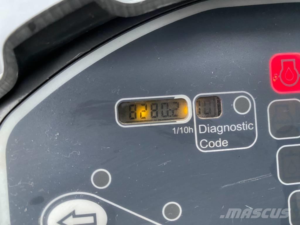 Hamm HD 10 VV タンデムローラ