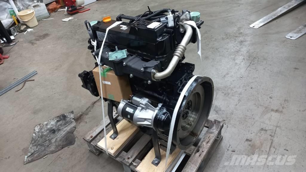 Yanmar 4TNV98 エンジン