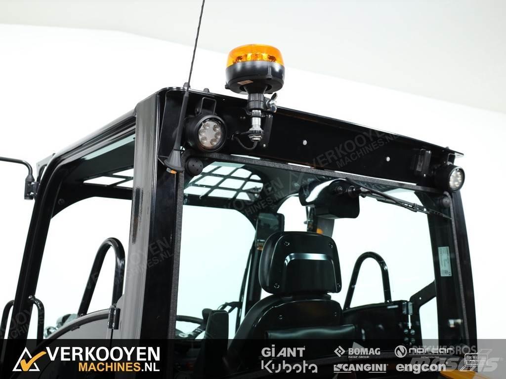 GiANT G5000 ホイールローダー・タイヤショベル