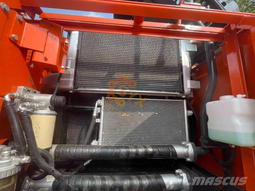 Doosan DX 300 大型油圧ショベル12t以上（パワーショベル・ユンボ）