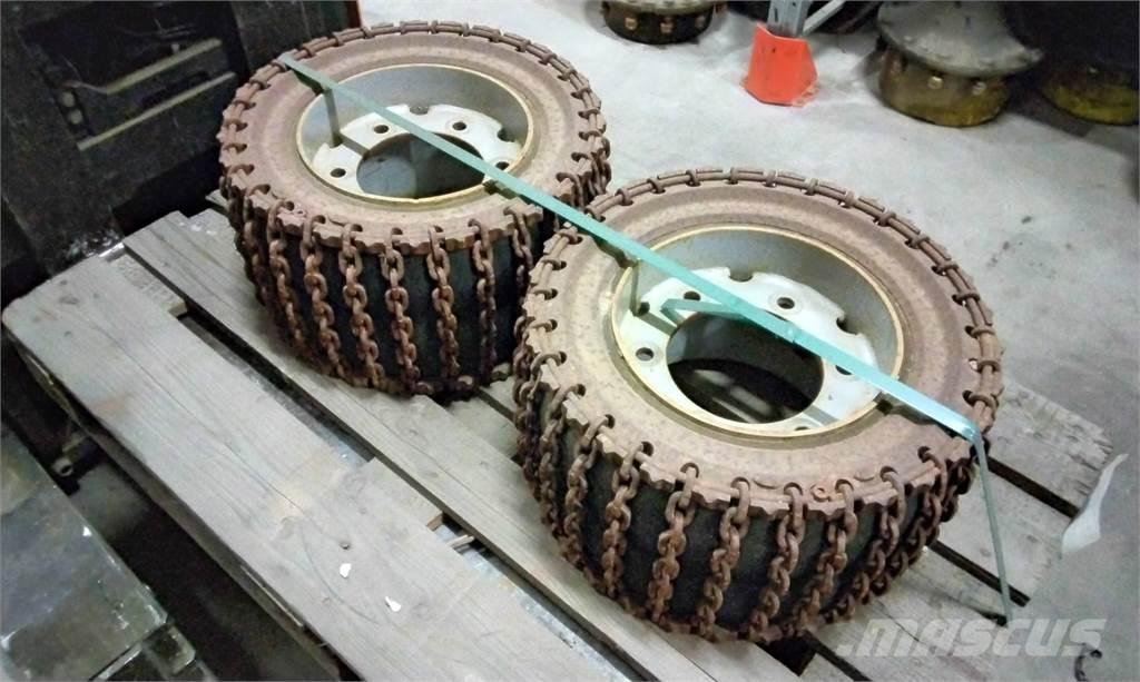Valmet / Komatsu 360 ハーベスタヘッド