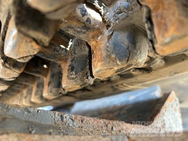 Kubota KX 101-3 ミニ油圧ショベル 7t以下（ミニユンボ・ミニディガー）