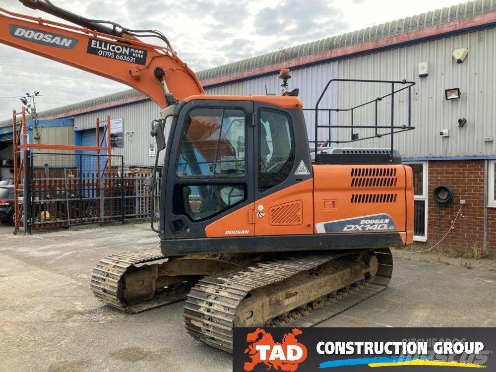 Doosan DX 140 LC 大型油圧ショベル12t以上（パワーショベル・ユンボ）