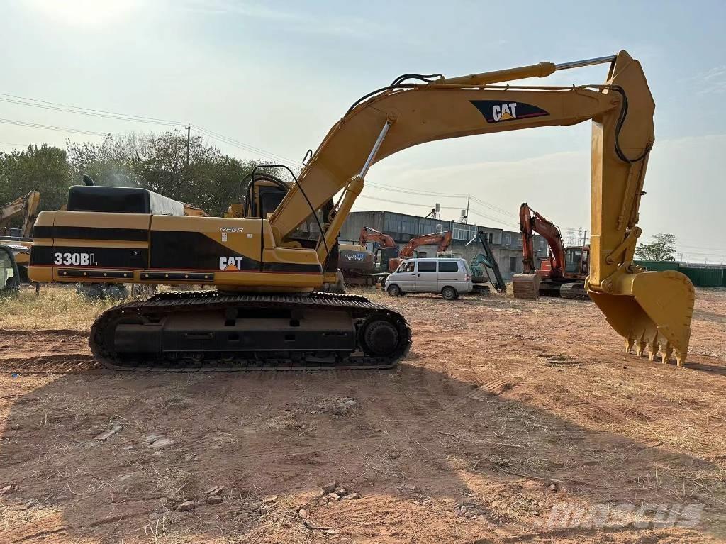 CAT 330 B 大型油圧ショベル12t以上（パワーショベル・ユンボ）