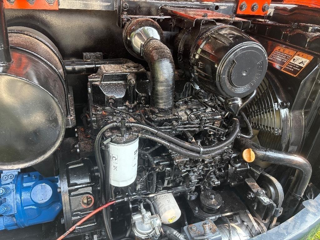 Doosan DH 60-7 ミニ油圧ショベル 7t以下（ミニユンボ・ミニディガー）