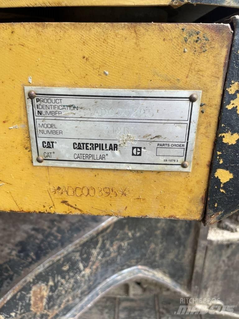 CAT 318 B L 大型油圧ショベル12t以上（パワーショベル・ユンボ）