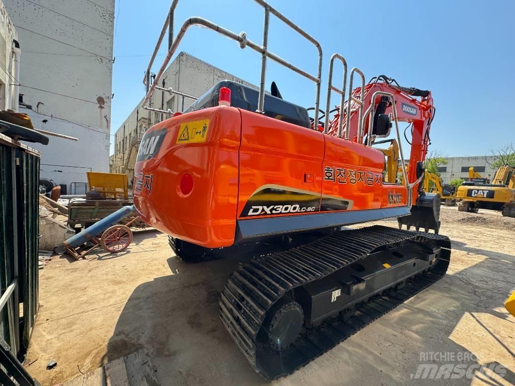 Doosan DX 300 LC-9S 大型油圧ショベル12t以上（パワーショベル・ユンボ）