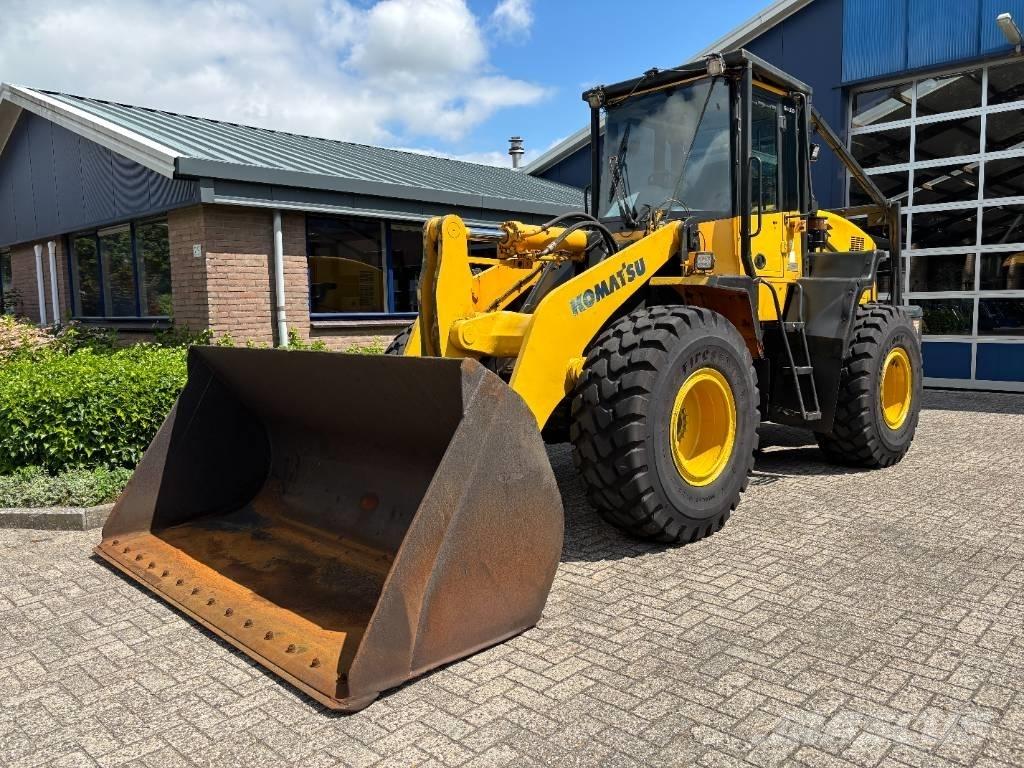 Komatsu WA 320-5 ホイールローダー・タイヤショベル