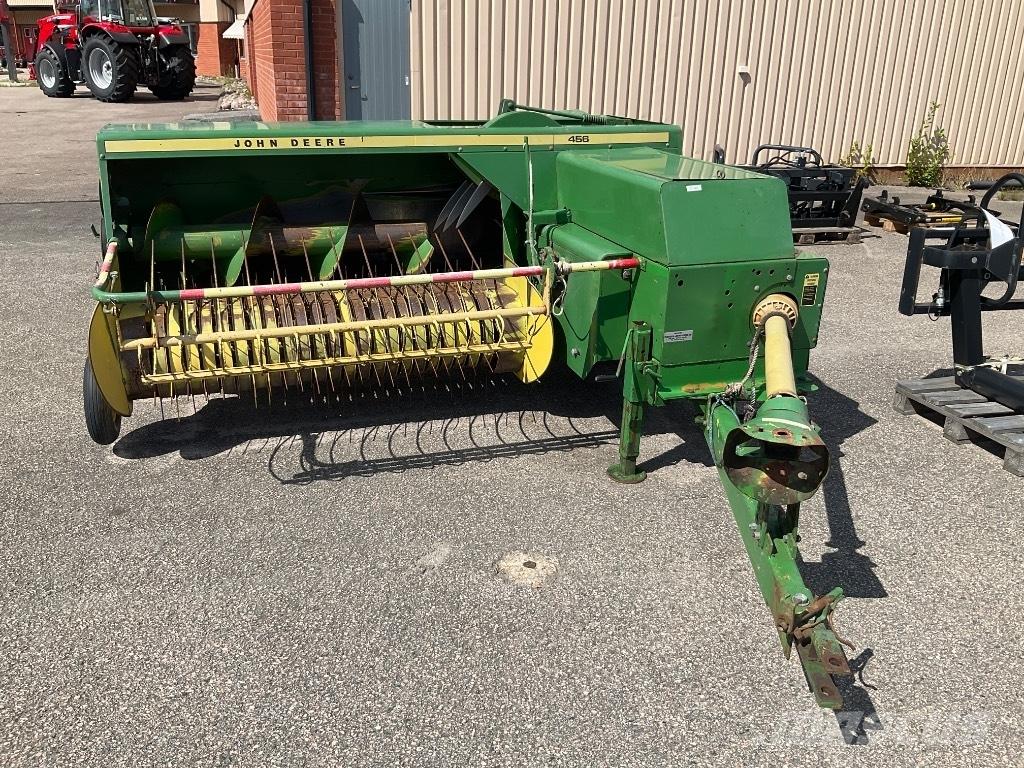 John Deere 440 スクエアベーラー