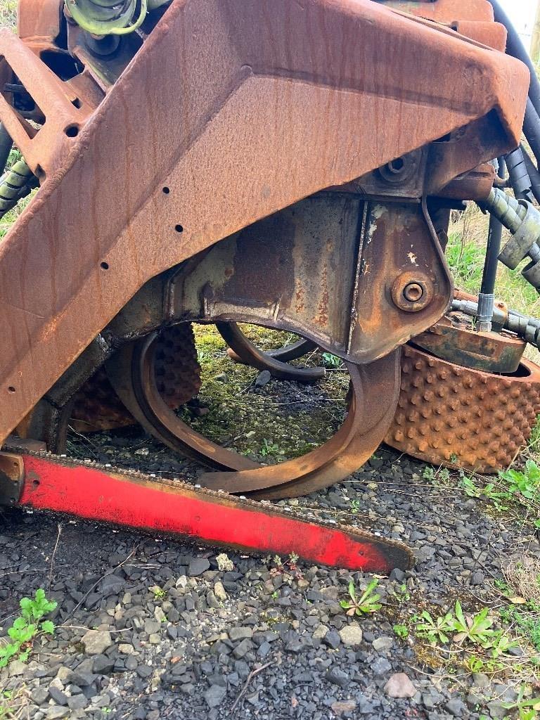 Komatsu 370.2 ハーベスタヘッド