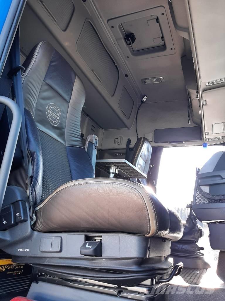 Volvo FH 16 木材トラック