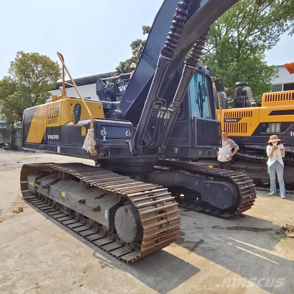 Volvo EC 220 DL 大型油圧ショベル12t以上（パワーショベル・ユンボ）