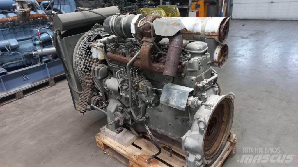 Volvo TD100 エンジン