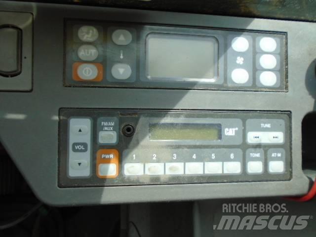 CAT 336 E 大型油圧ショベル12t以上（パワーショベル・ユンボ）