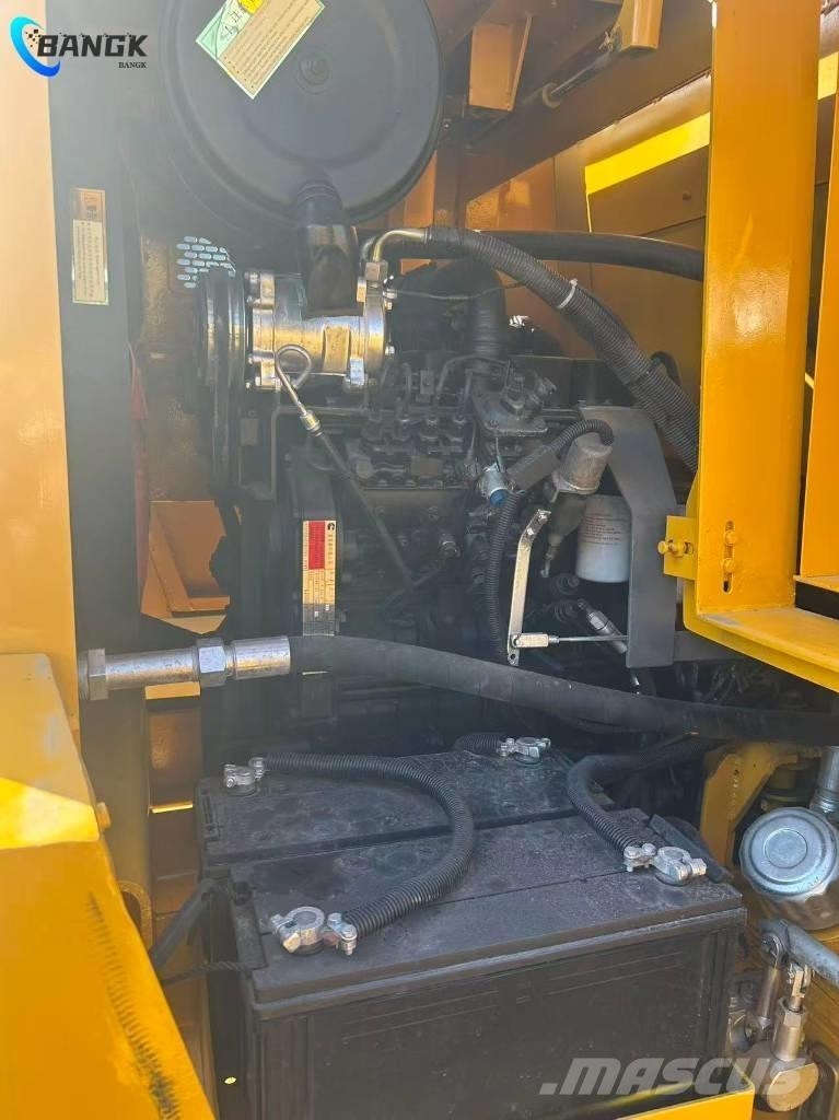 XCMG XD80E タンデムローラ