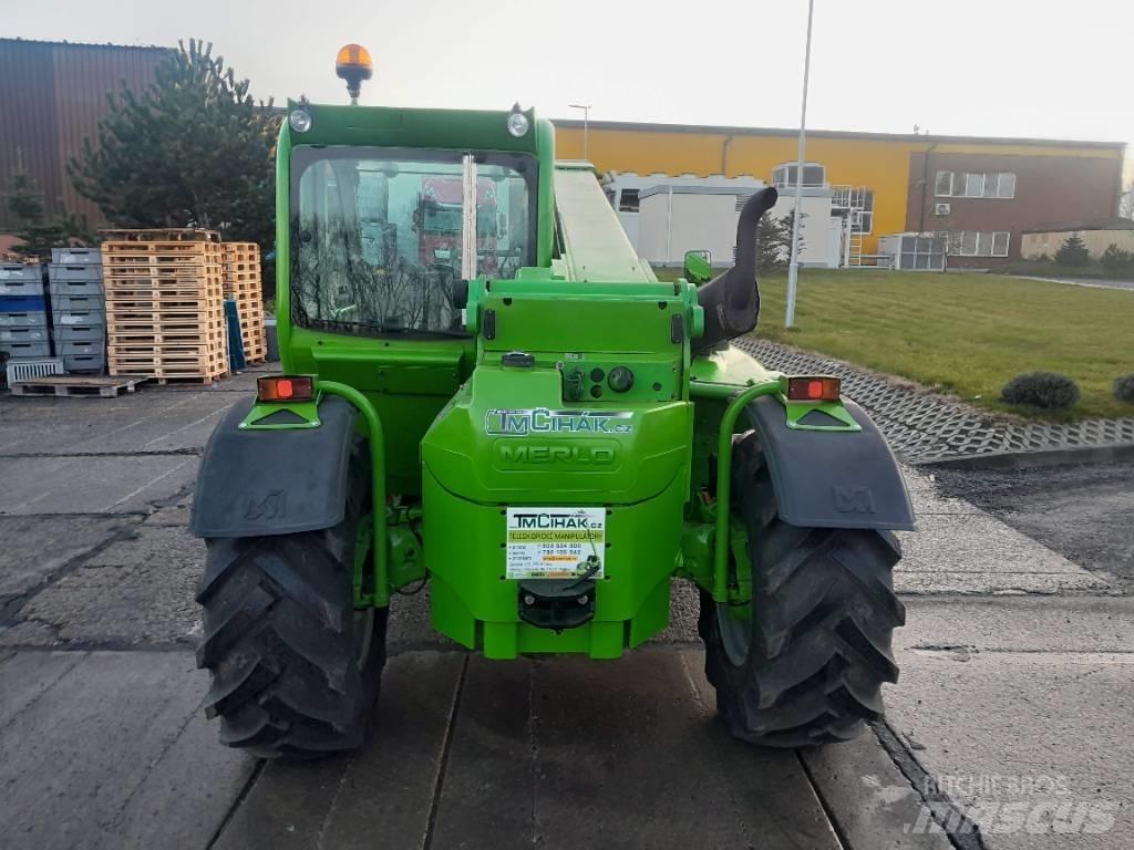 Merlo P 32.6 PLUS 農業用テレハンドラー