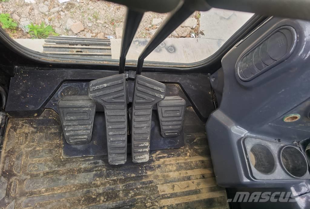 Sany SY 135 C 大型油圧ショベル12t以上（パワーショベル・ユンボ）