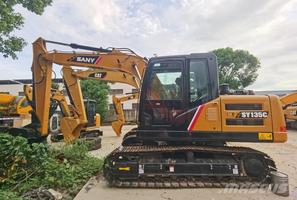 Sany SY 135 C 大型油圧ショベル12t以上（パワーショベル・ユンボ）