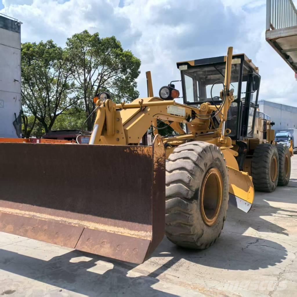 SEM 919 モーターグレーダー