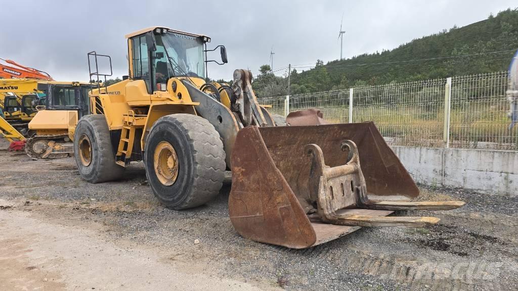 Volvo L 220 F ホイールローダー・タイヤショベル