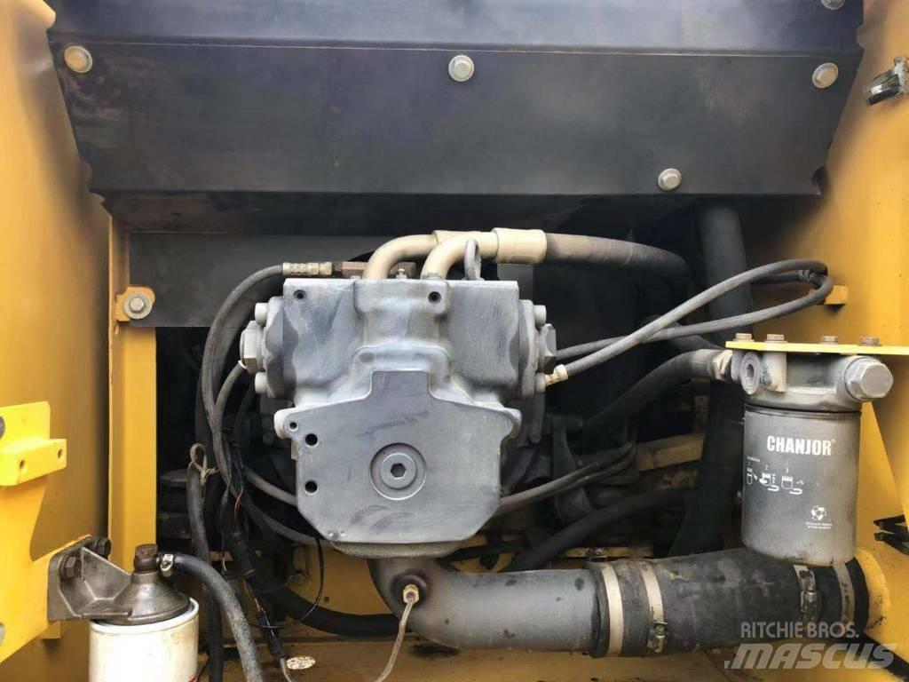Komatsu pc200-7 大型油圧ショベル12t以上（パワーショベル・ユンボ）