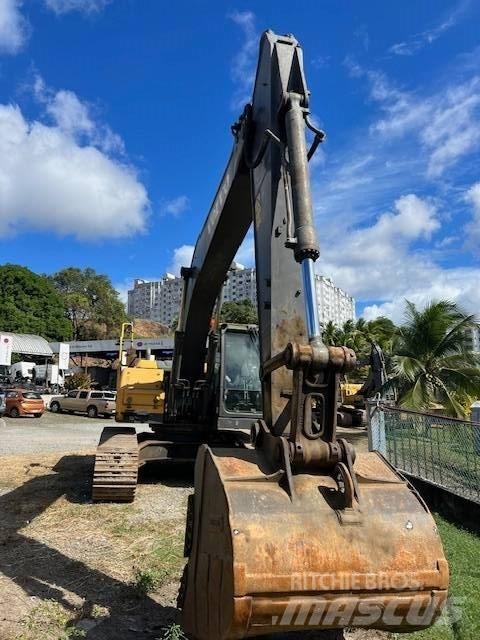 Volvo EC 220 DL 大型油圧ショベル12t以上（パワーショベル・ユンボ）