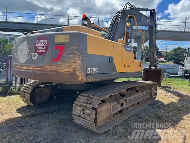 Volvo EC 220 DL 大型油圧ショベル12t以上（パワーショベル・ユンボ）