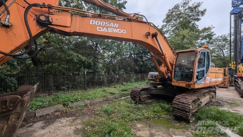 Doosan DX 340 LC 大型油圧ショベル12t以上（パワーショベル・ユンボ）