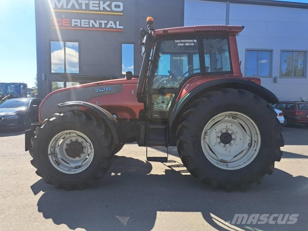 Valtra T 170 トラクター