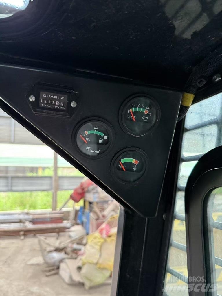 Bobcat S 18 スキッドステアローダー