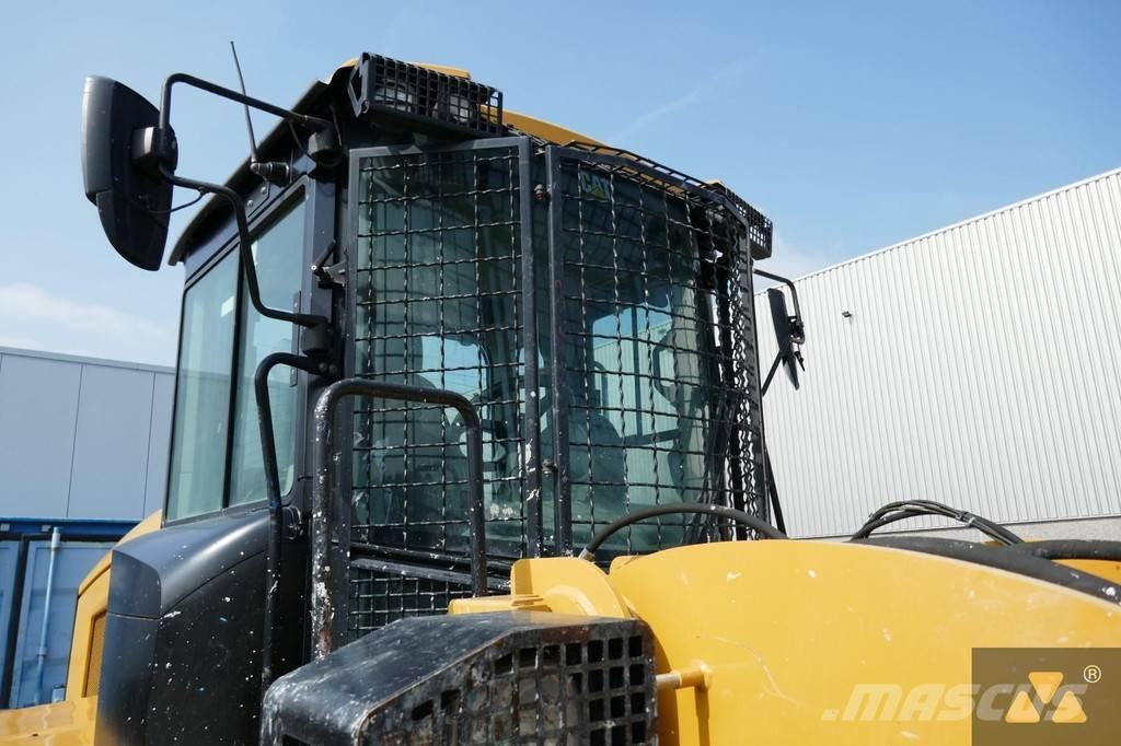 CAT Cab guards キャビン及び内装