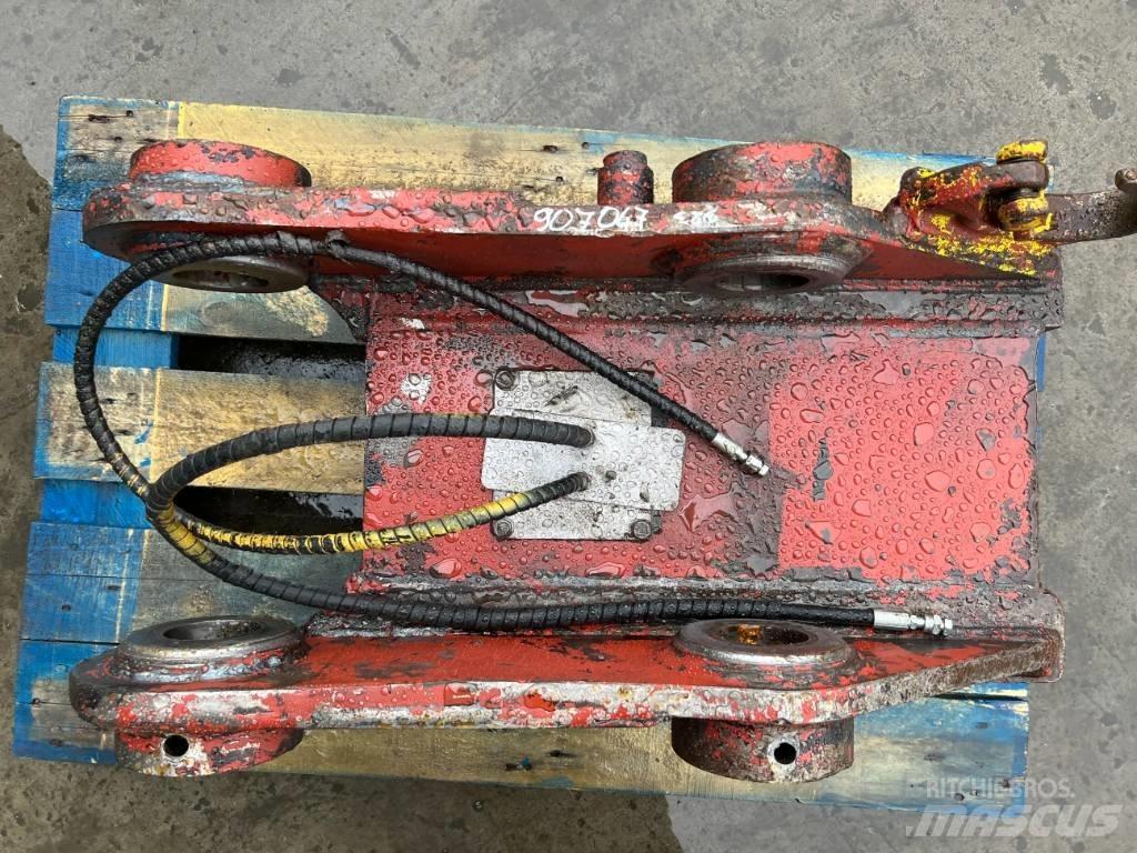 Engcon S70 - 323D クイックヒッチ