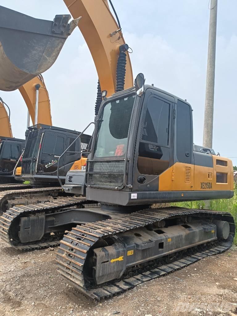 XCMG XE 215 DA 廃棄物／工業産廃処理機