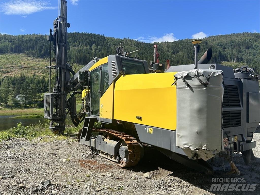 Epiroc T 40 R サーフェイスドリルリグ