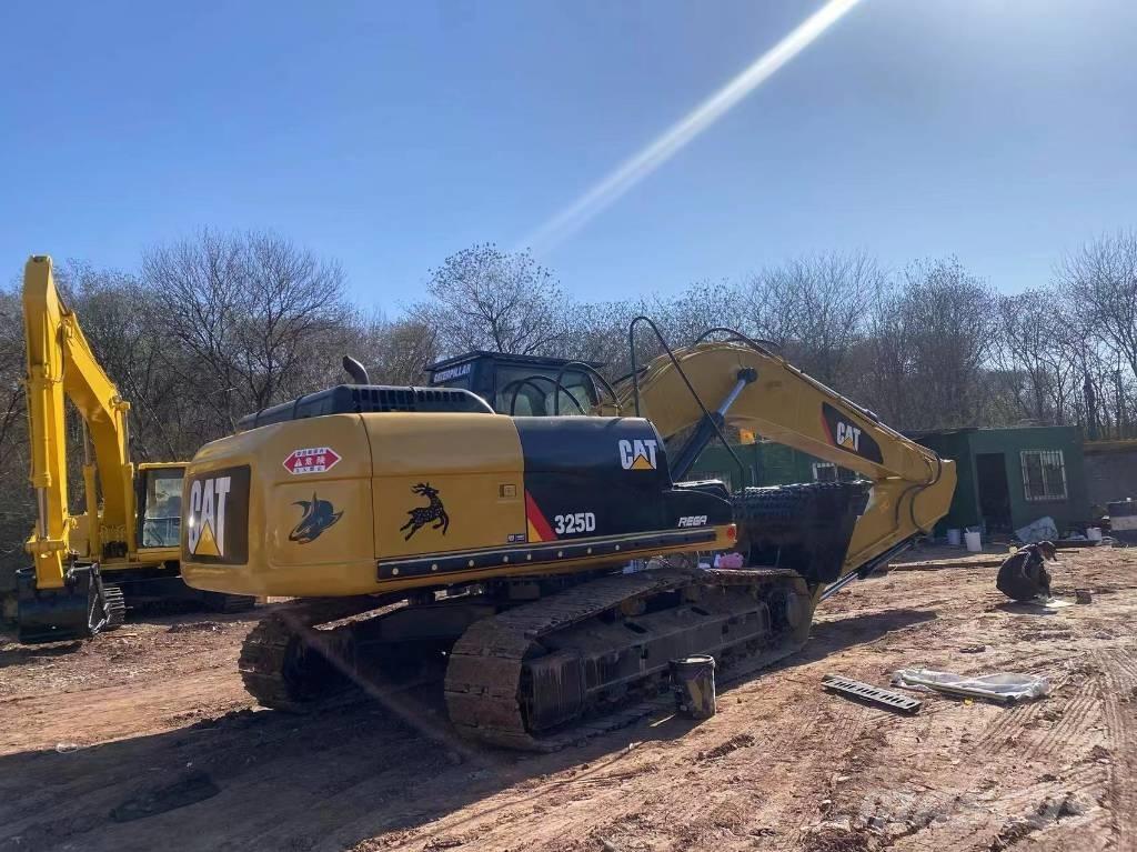 CAT 325 D 大型油圧ショベル12t以上（パワーショベル・ユンボ）