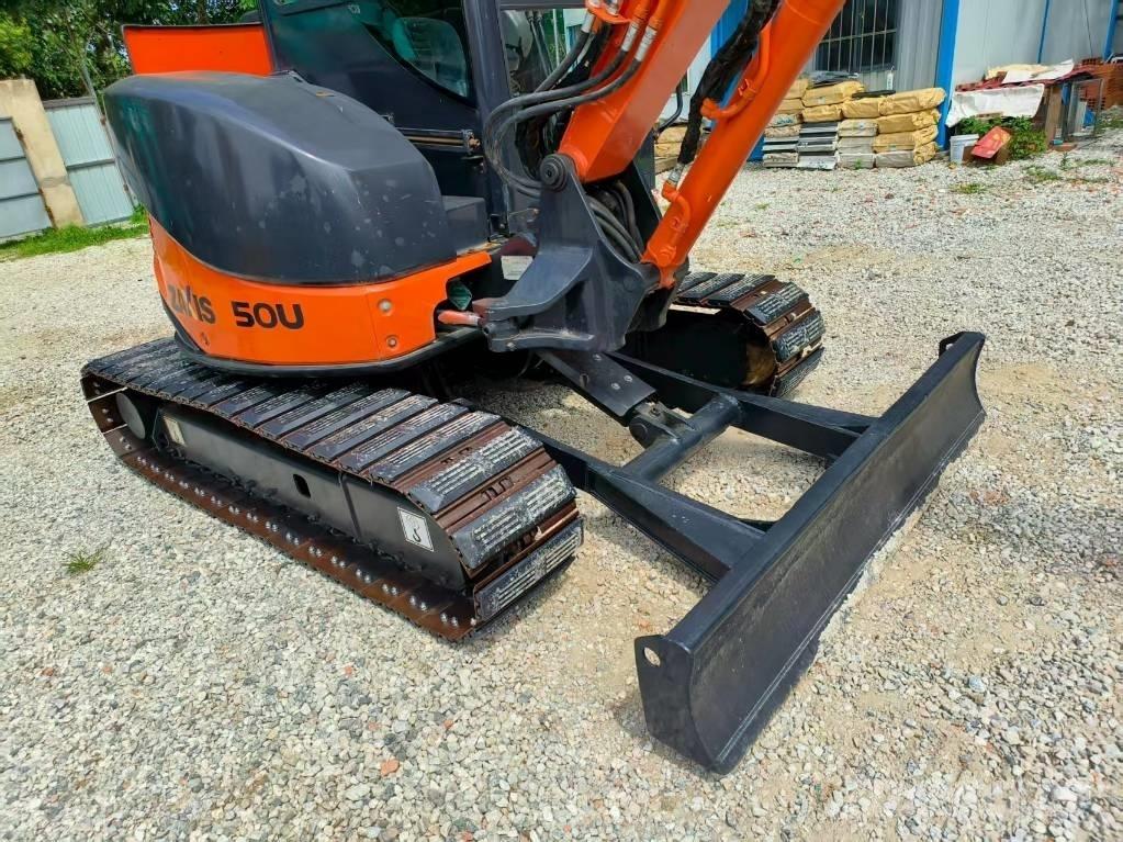 Hitachi ZX 50 U ミニ油圧ショベル 7t以下（ミニユンボ・ミニディガー）