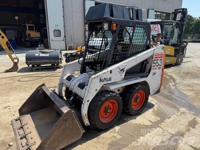 Bobcat 553 スキッドステアローダー