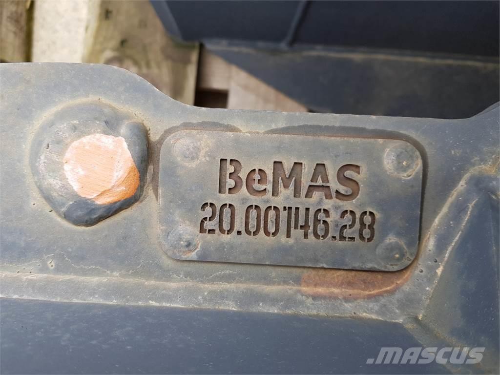  Bemas TL 500 SW010 バックホー
