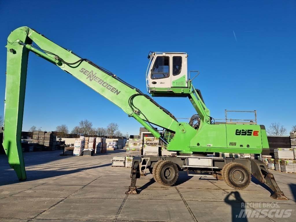 Sennebogen 835M E 廃棄物／工業産廃処理機